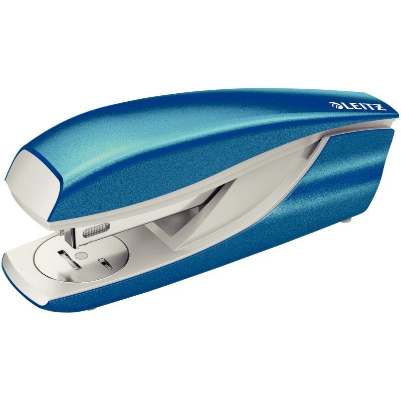 Image de  Blister agrafeuse de table Nexxt Wow 30 feuilles bleu 