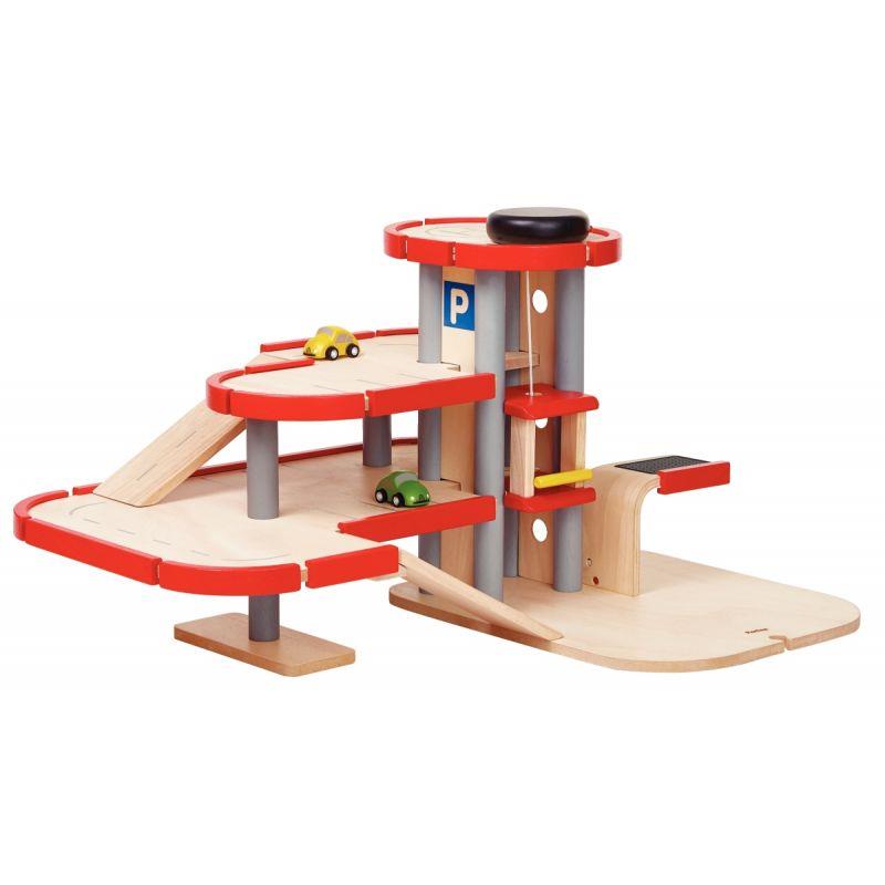 Image de  Grand garage en bois sur 3 niveaux 