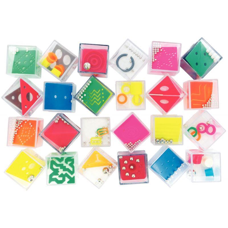 Image de  Lot de 24 jeux de patience 4x4cm 