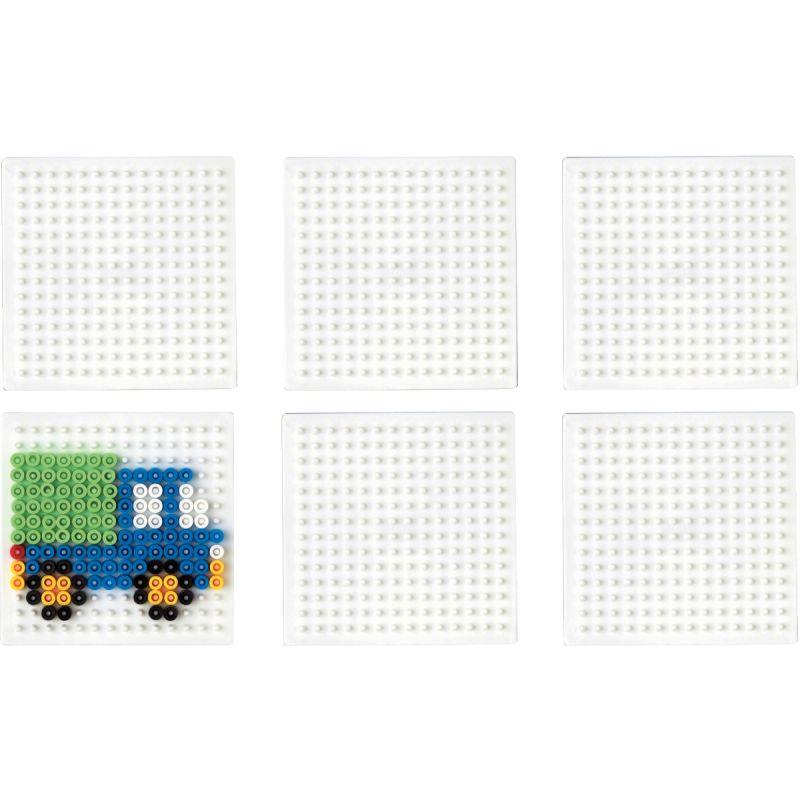 Image de  Sachet de 6 plaques carrées pour perles Hama taille midi 