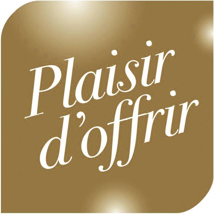 Image de  Rouleau de 50 étiquettes plaisir d''offrir couleur or 