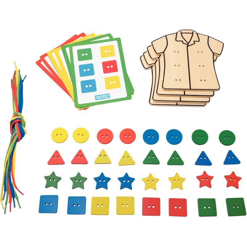 Image de  Carton de 4 vêtements en bois à lacer 