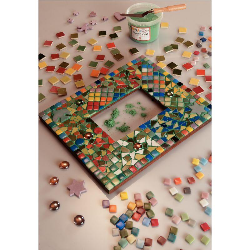 Image de  Seau de 1 litre de mosaïques 2x2 cm en pâte de verre panachés assortis 