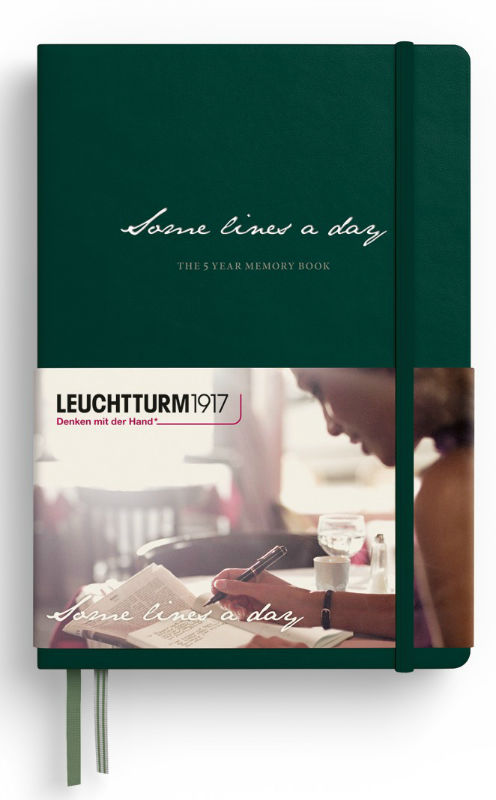 Image de  Carnet Leuchtturm some line a day A5 vert forêt 