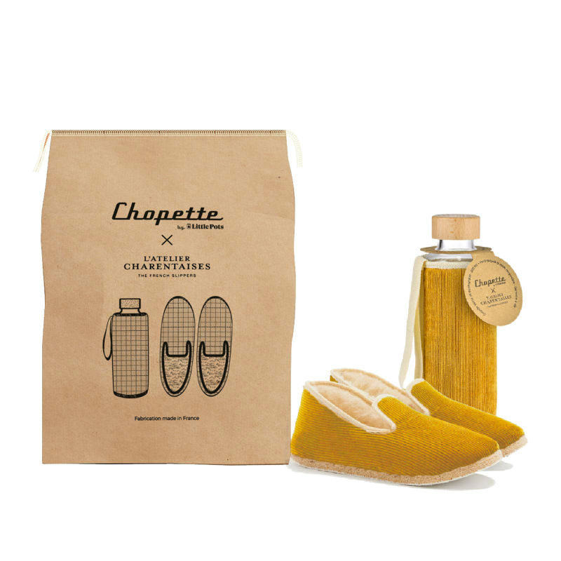 Image de  Coffret gourde 45cl & chaussons Charantaises T37 moutarde 