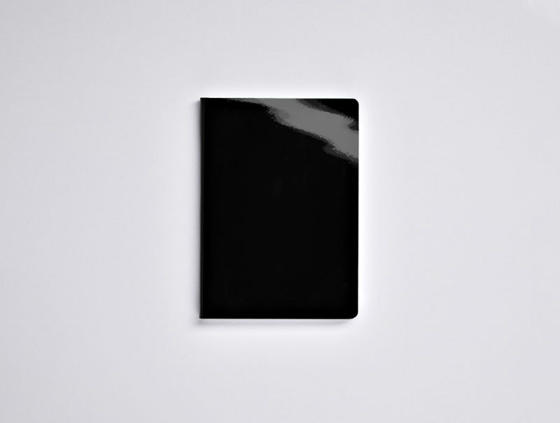 Image de  Carnet souple Candy S pointillés noir 