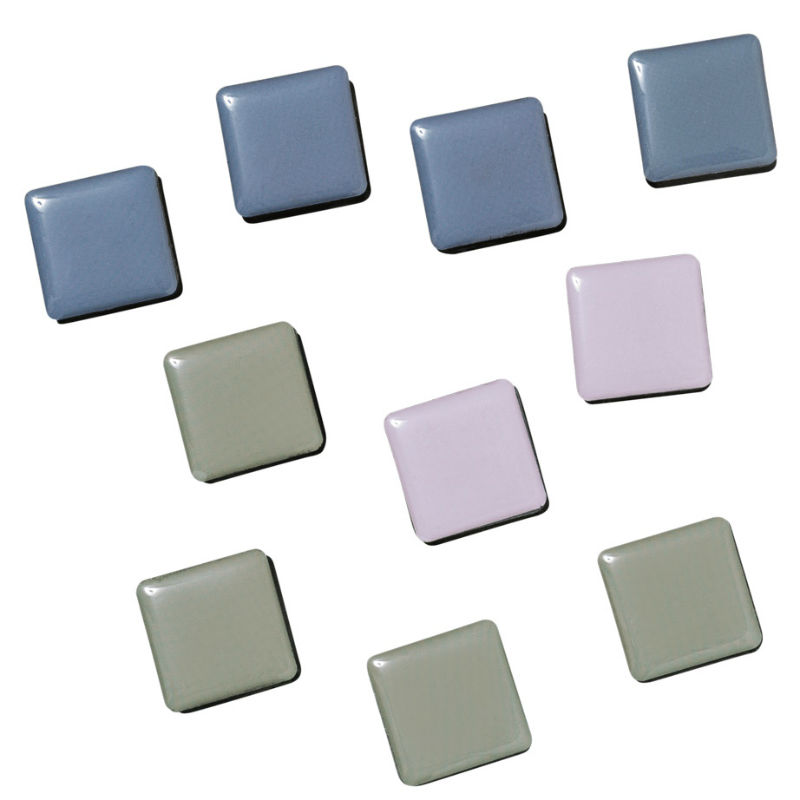 Image de  Blister 10 aimants puissants carrés 2x2x0,5 cm assortis 